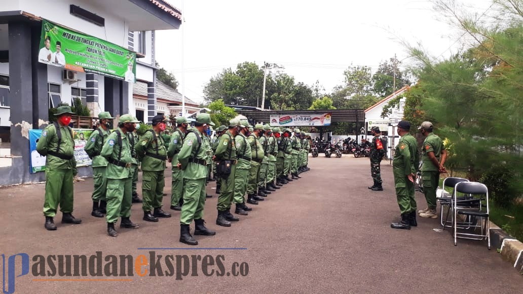 Linmas Pagaden Barat Dilatih Kamling Kewaspadaan Dini