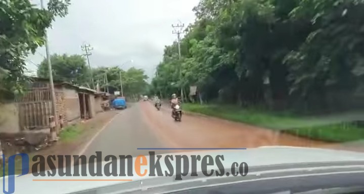 Jalur Cipeundey Licin Akibat Tanah Merah, Dedi Mulyadi: Jangan Tunggu Ada Korban