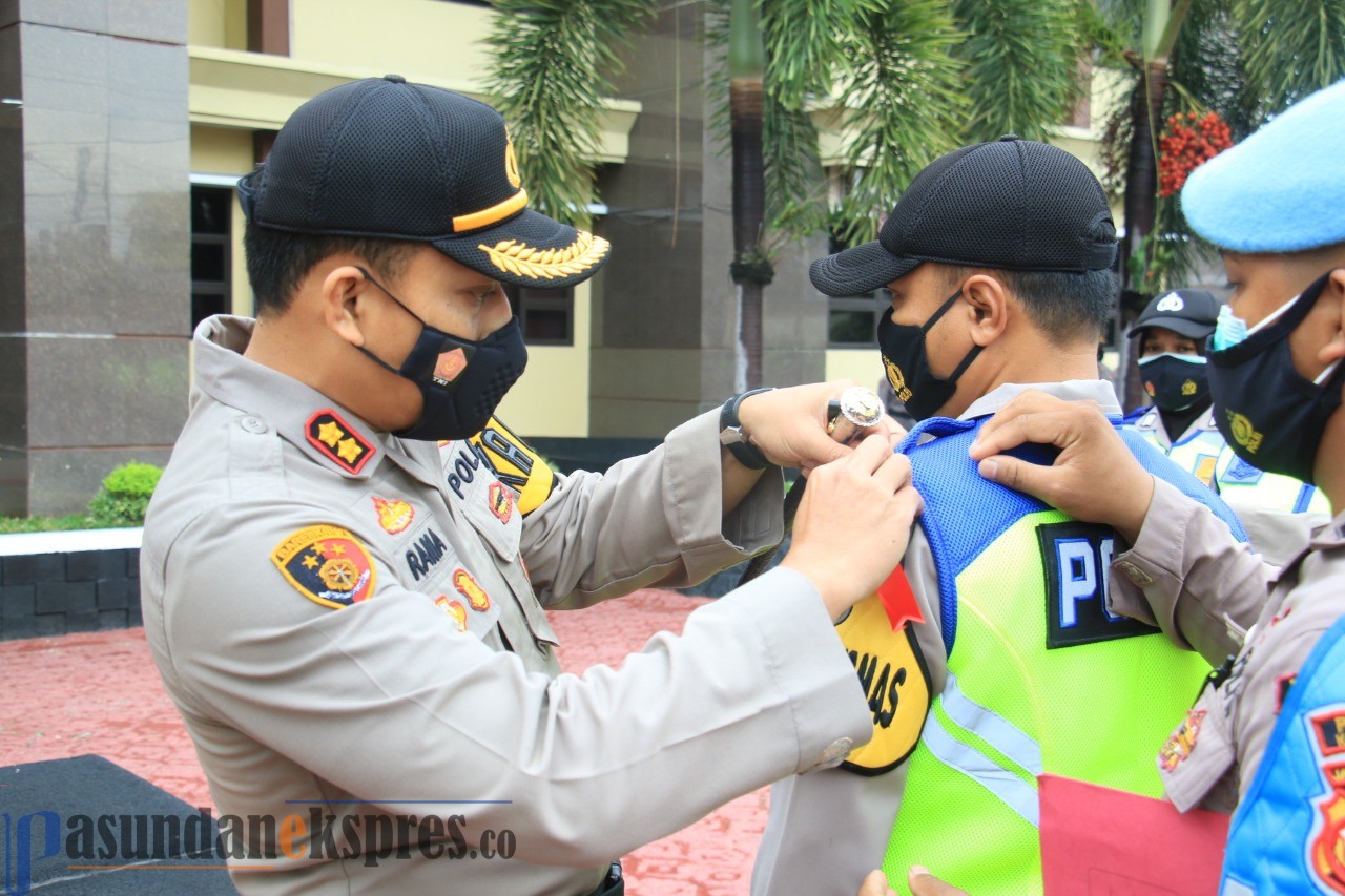 Polri Terjunkan 944 Personel di Karawang