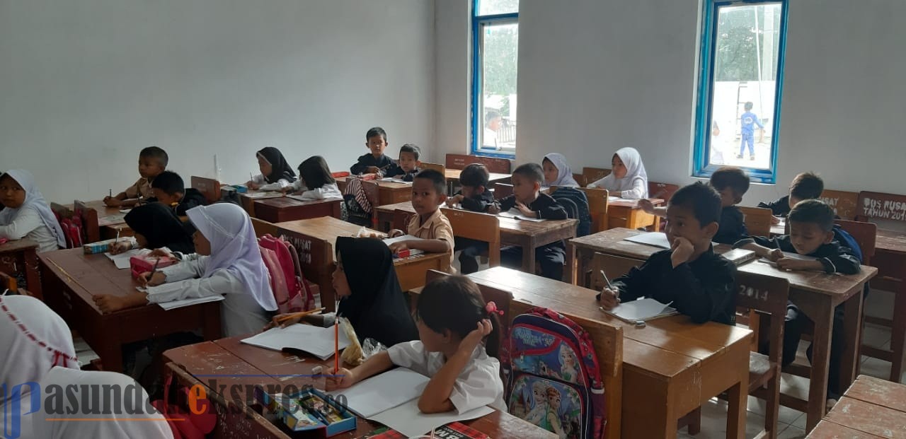 Sekolah Tatap Muka Masih Dievaluasi