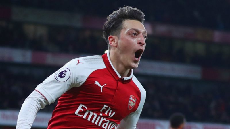 Kepergian Ozil Disesalkan Legenda Arsenal