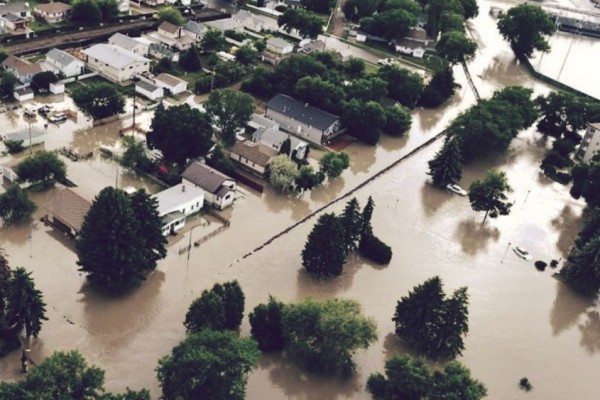 Jangan Salahkan Air Ketika Banjir