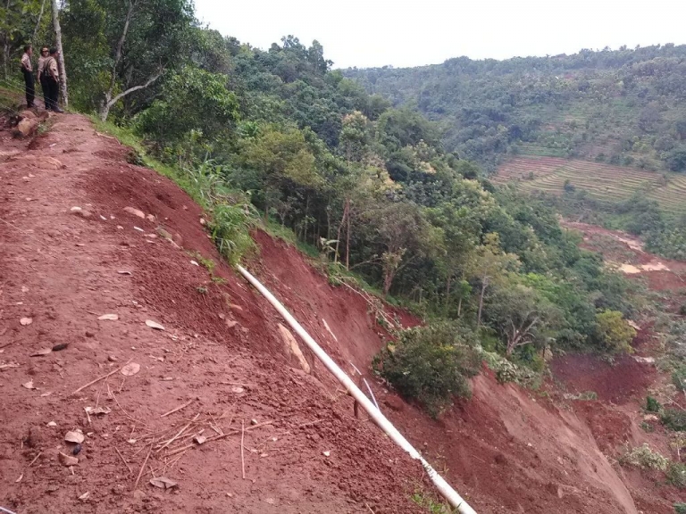 Longsor Nganjuk, Tim SAR Temukan 4 Korban dari 20 Korban yang Dilaporkan Hilang