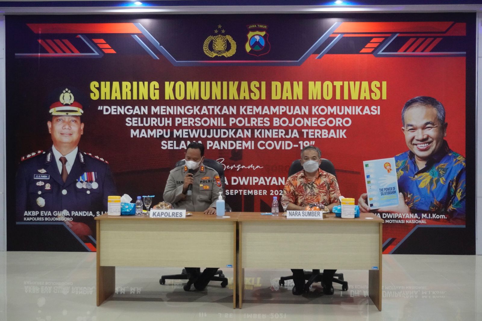 Kapolres Bojonegoro AKBP Ega Guna Pandia Minta Dr Aqua Dwipayana Motivasi Seluruh Jajarannya dan Istri