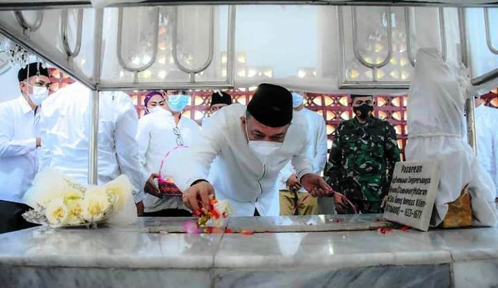 Makam Adipati Singaperbangsa