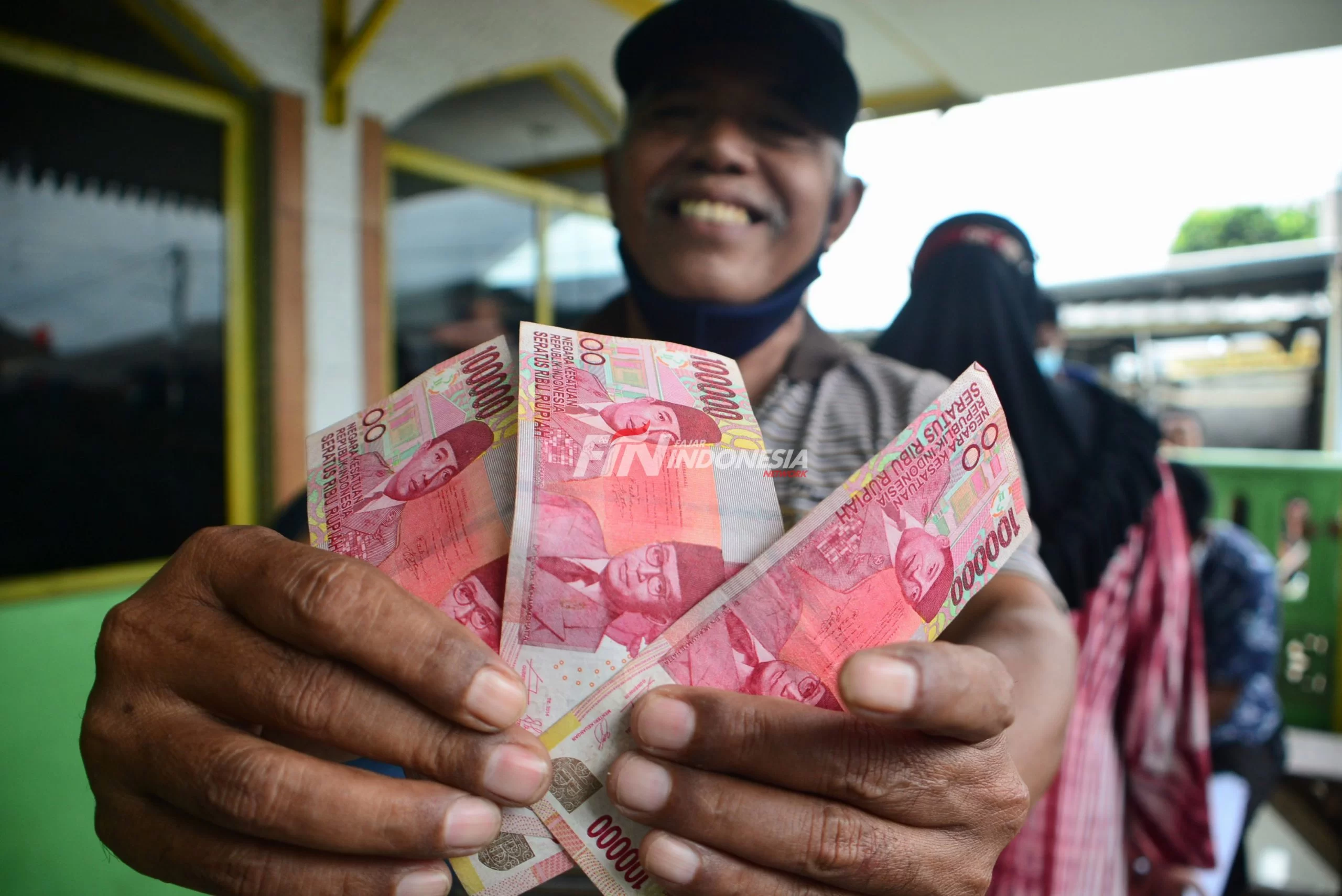 Kabar Gembira! Bansos Sembako Rp 300 Ribu Cair Lagi, Ini Jadwalnya