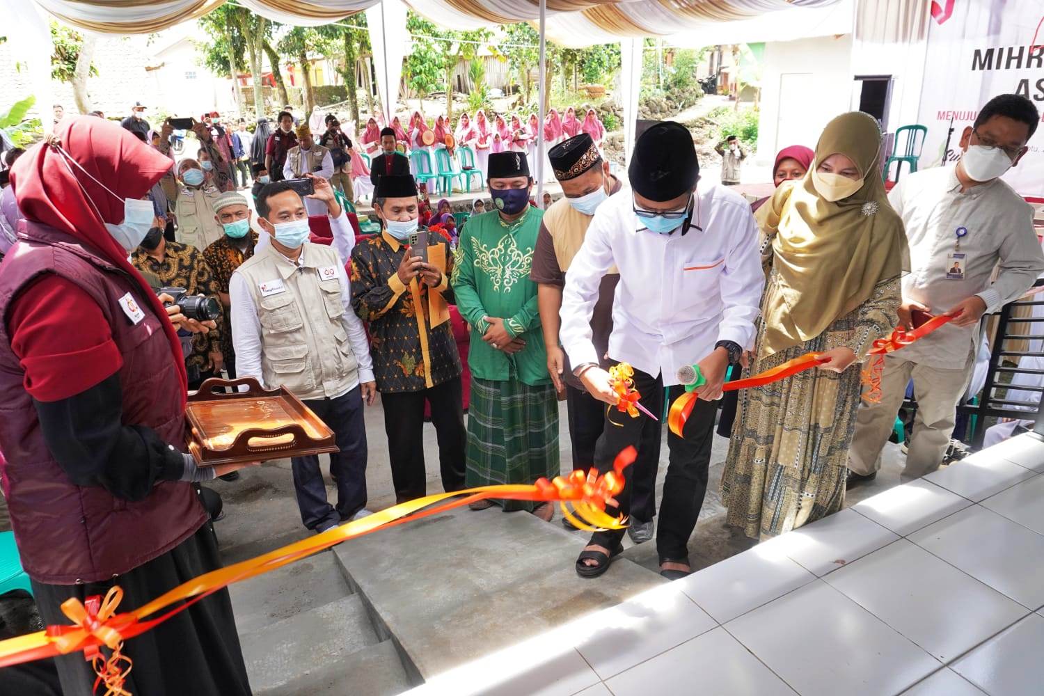 Ketua Yayasan As-Syifa Al-Khoeriyya