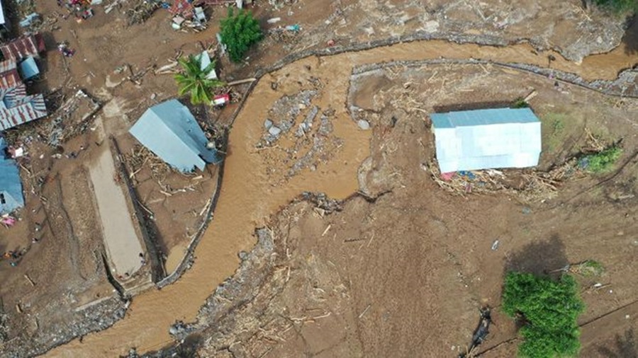 Islam Solusi Terbaik dalam Penanganan Banjir