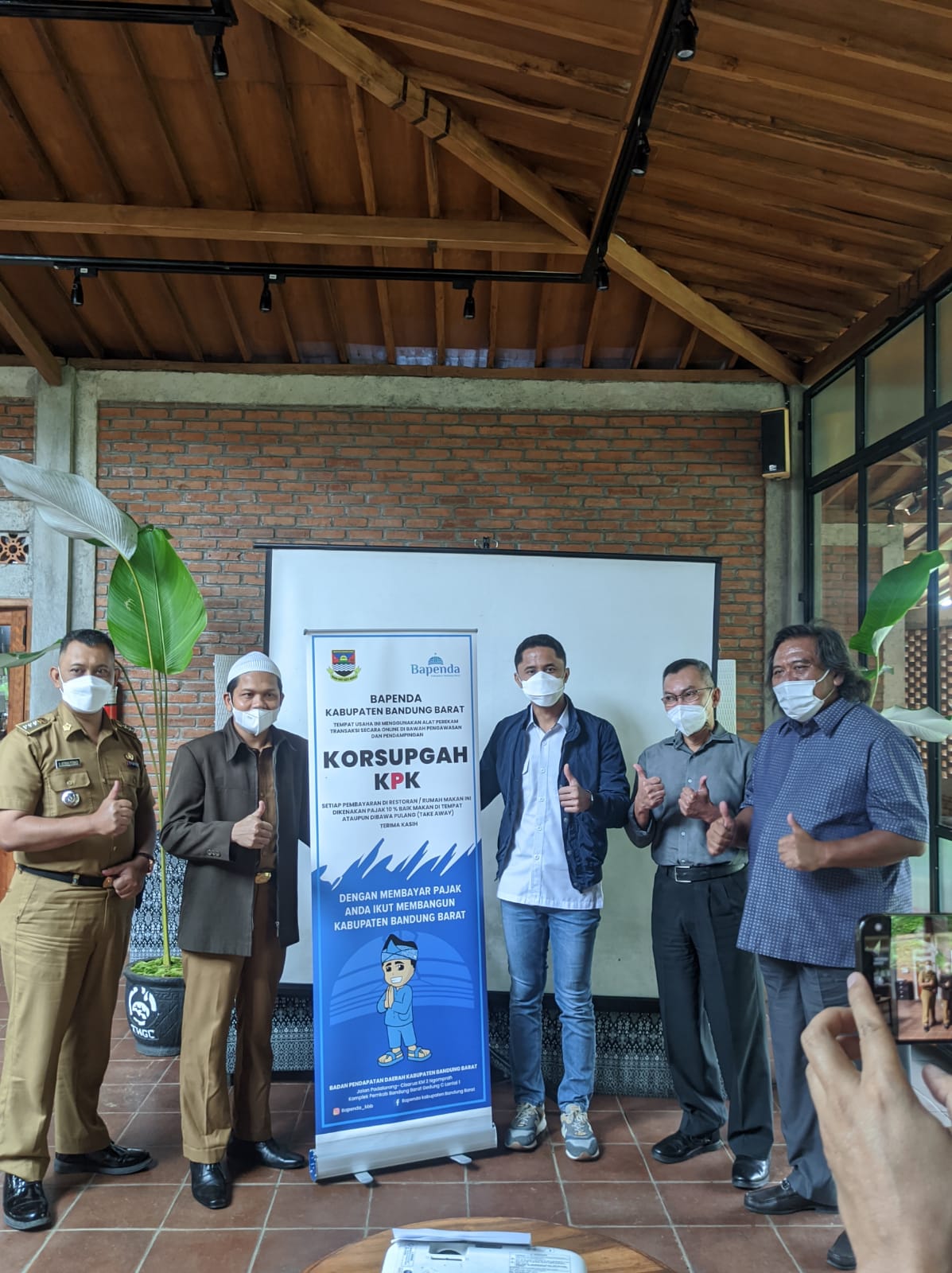 Cegah Kebocoran Pajak Hotel dan Restoran, Bapenda KBB Launching Alat Perekam Transaksi Online