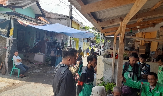 Suasana Duka Menyelimuti Rumah Endik, Ojol Subang yang Tertimpa Pohon Tumbang di Purwakarta