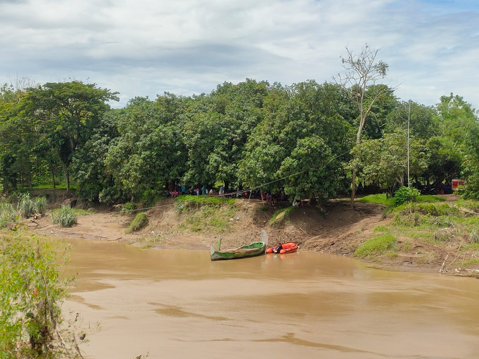 Korban Perahu Karam di Sungai Cipunagara Subang