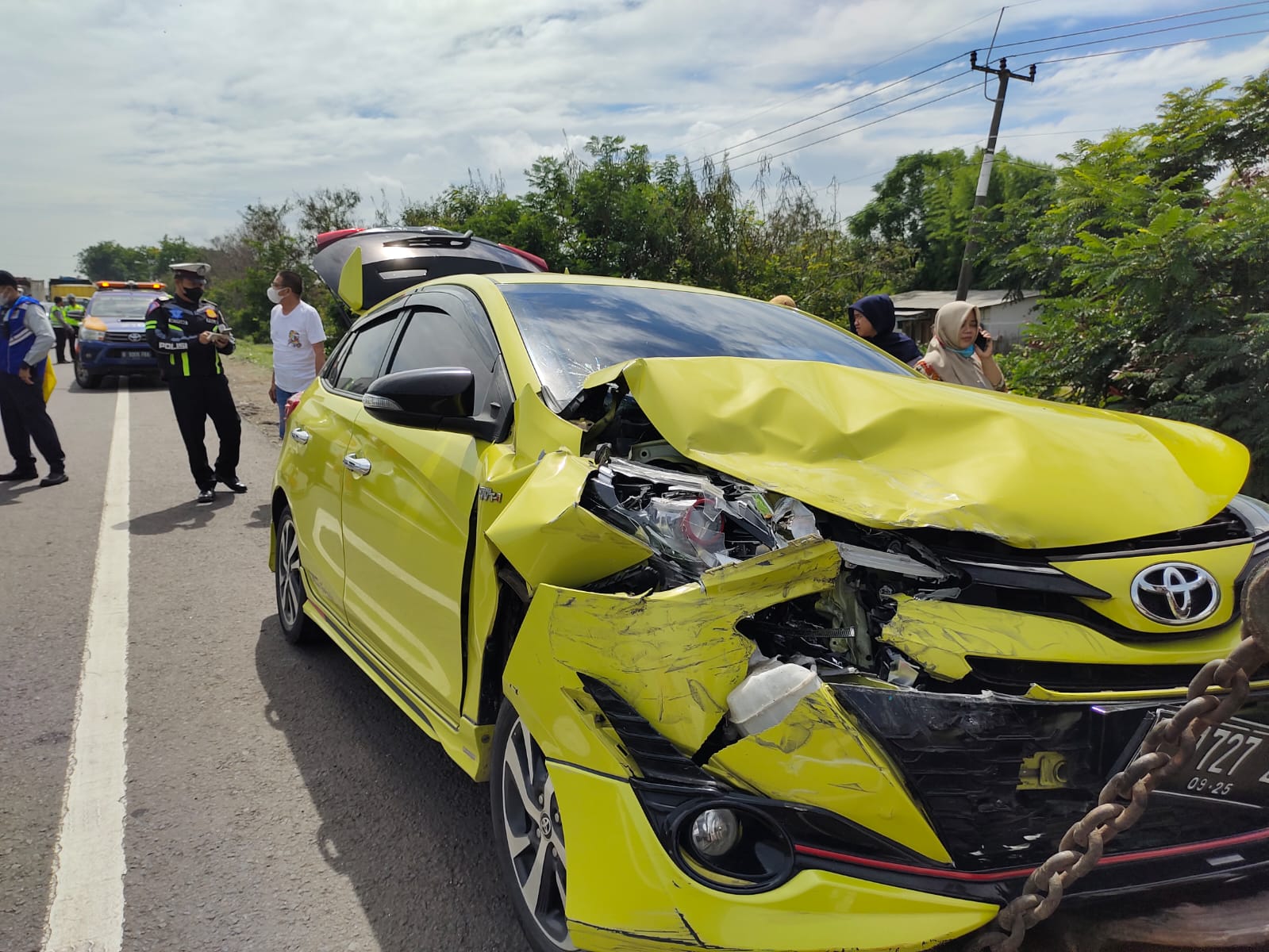 Rombongan PNS Dinkes Subang Kecelakaan