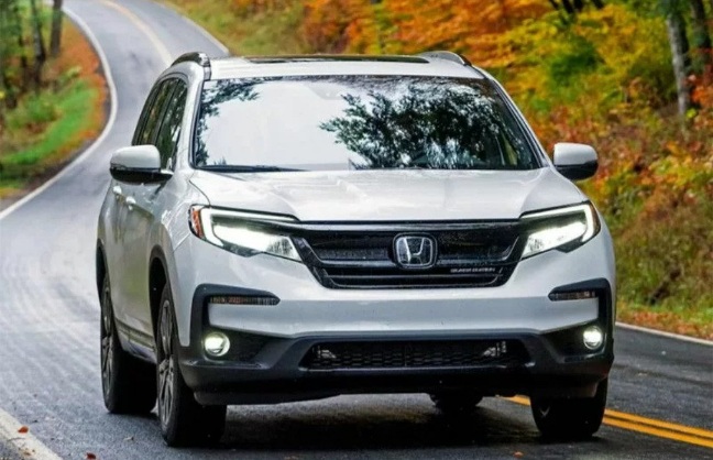 Kap Mesin Bermasalah, Honda Recall 723.000 Mobil SUV dan Pickup