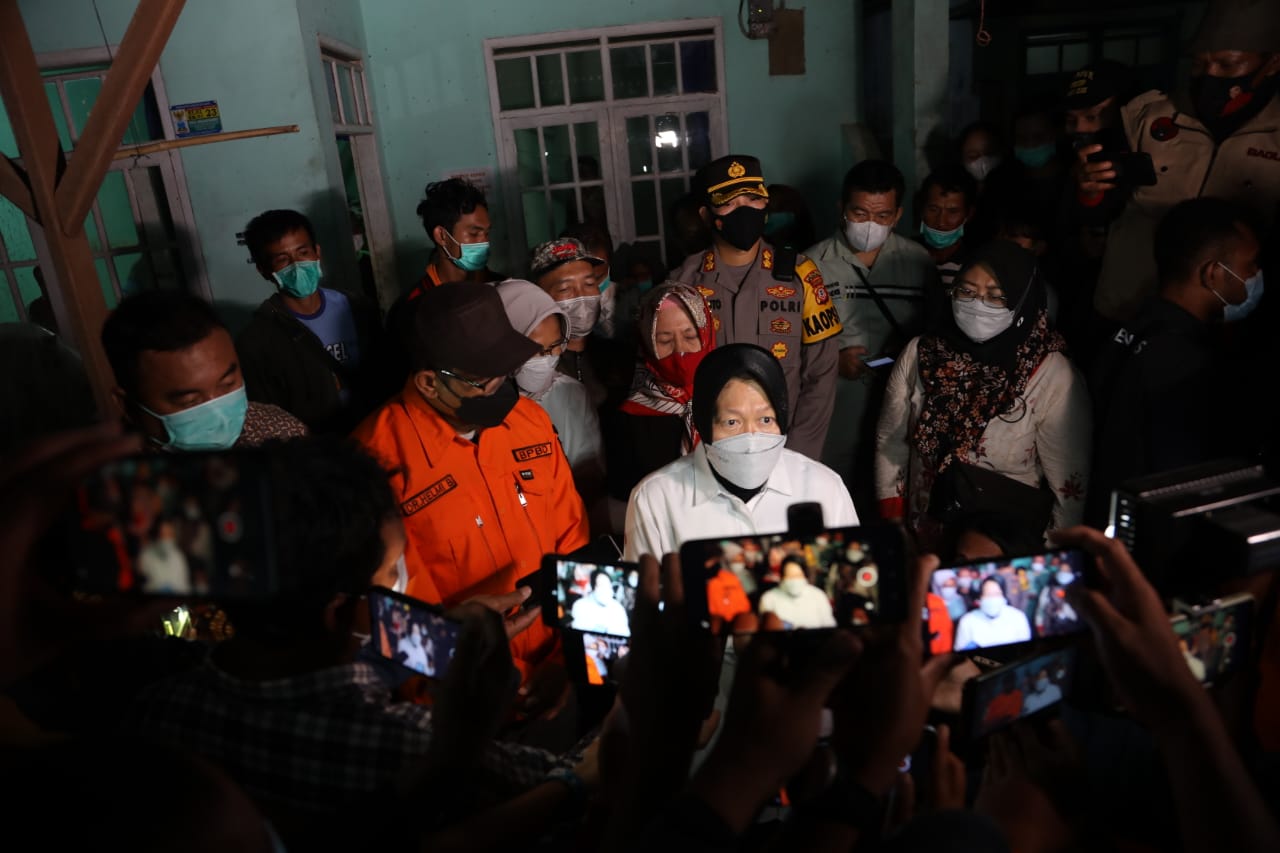 Pastikan Warga Terdampak Banjir Bandang Terakses Bantuan, Mensos Siapkan Lumbung Sosial di Kabupaten Garut