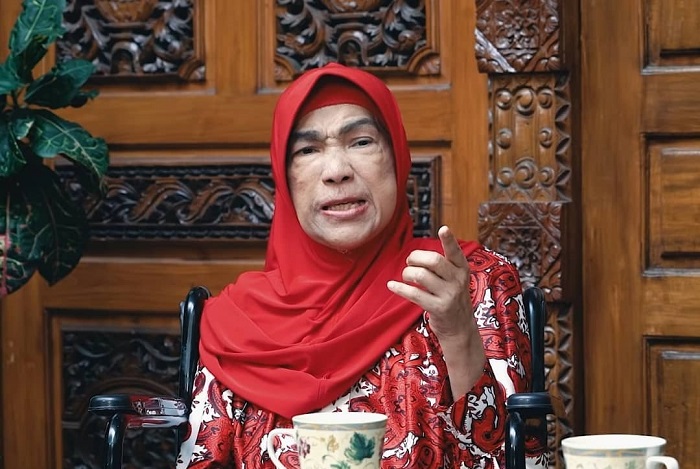 Dorce Gamalama Ingin Dimakamkan Sebagai Perempuan, Ini Penjelasan Ustad Soal Transgender