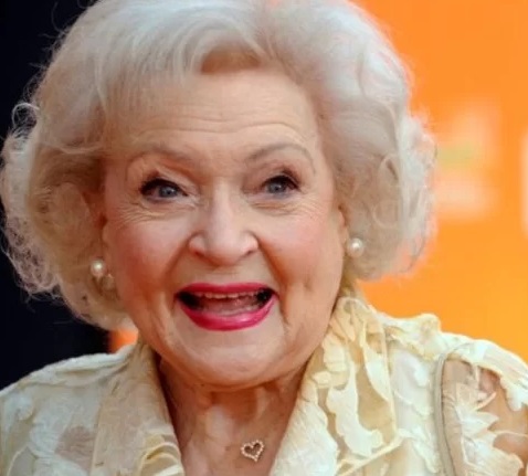 Penyebab Kematian Aktris Betty White Yang Tutup Usia Pada Malam Pergantian Tahun