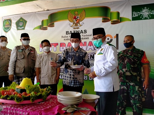 HUT Baznas Subang Ke-21, Dimeriahkan Khiatan Massal Dan Santunan Kepada Santri Dhuafa