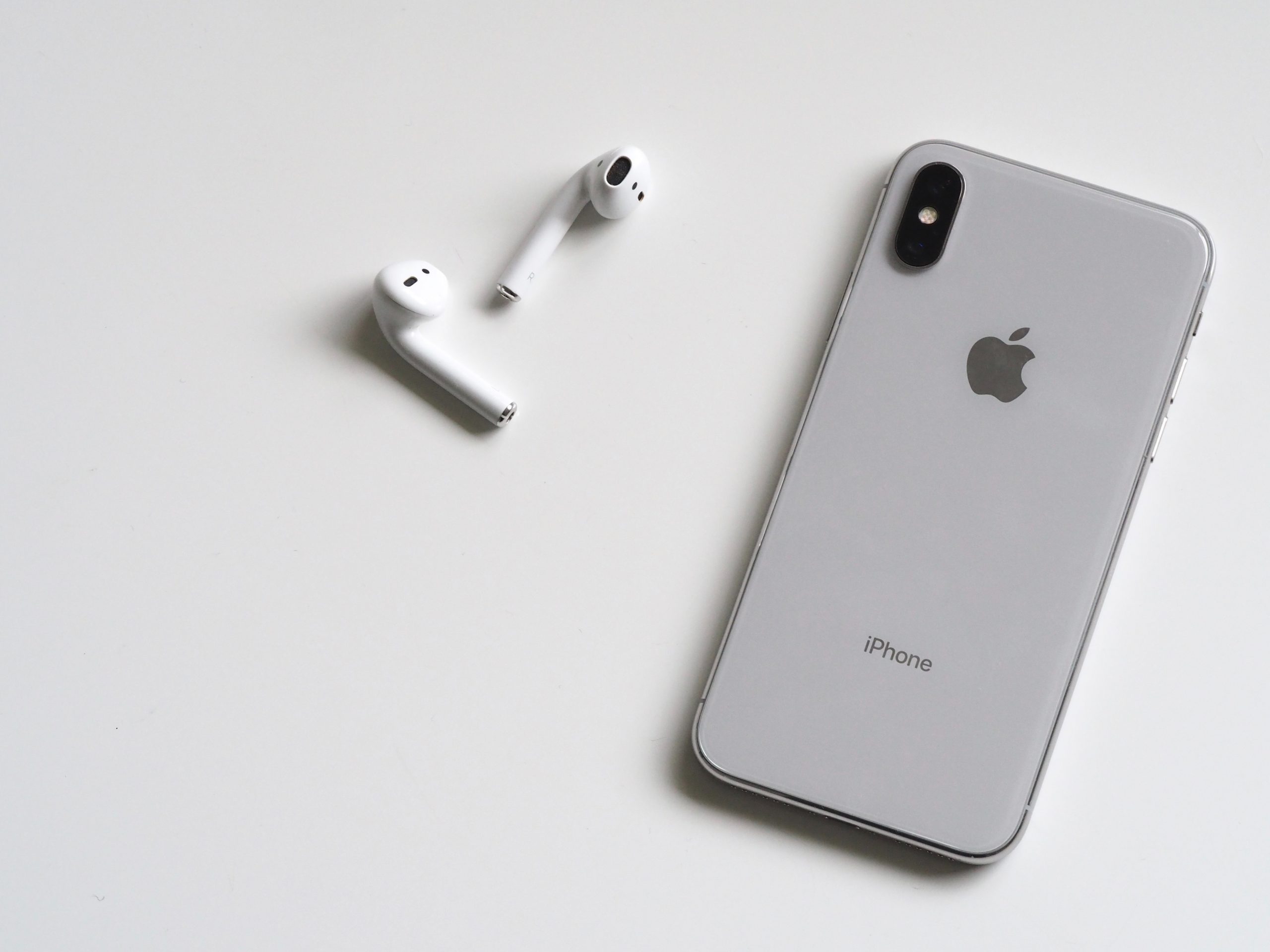 Kekurangan dan Kelebihan Earphone Bluetooth