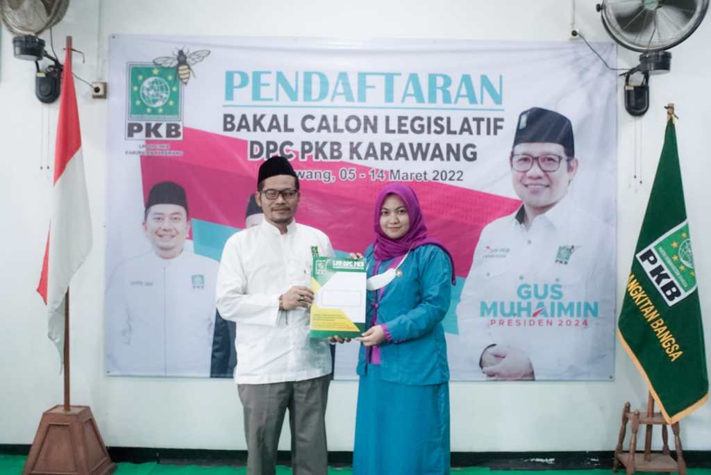 USEP SAEPULOH/PASUNDAN EKSPRES  DAFTAR: Anggi Rostiana Tarmadi mendaftarkan diri sebagai bakal calon anggota legislatif dari PKB.