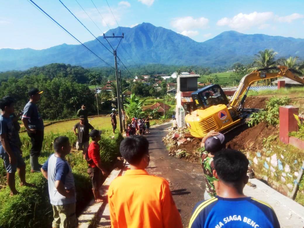 Antisipasi Bencana Banjir dan Longsor, Camat Imbau Warga Ronda Malam