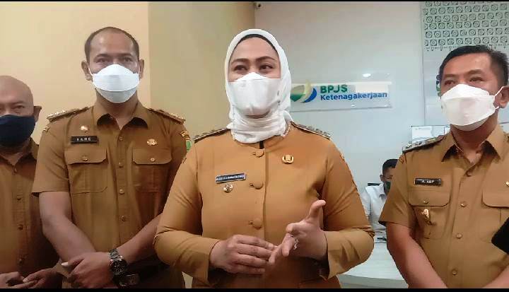 Monitoring Kehadiran ASN di Karawang Melalui Aplikasi SIAP