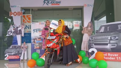 Menang Undian Rejeki BNI, Faradilla Dapat Sepeda Motor