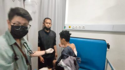 Ngeri!! Warga Dibacok Geng Motor di Karawang, Padahal lagi Membangunkan Sahur