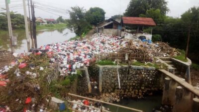 Tumpukan sampah