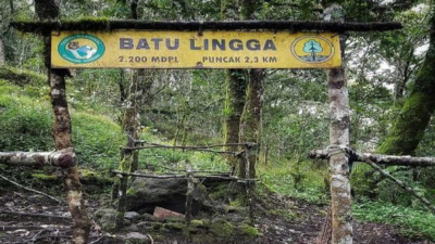 Spot Foto Aesthetic Batu Dua Gunung Lingga Sumedang!