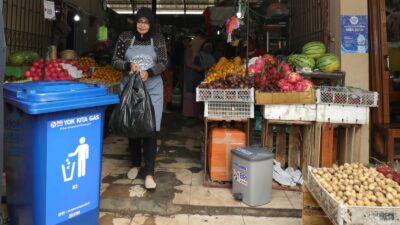 Gerakan Anti Sampah “Yok Kita Gas”: BRI Sasar Pengelolaan Sampah Terpadu di Pasar Kesesi Pekalongan