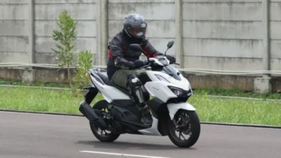 Bingung Pilih Honda Vario CBS dan ABS ? Simak Perbedaanya disini