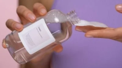 Exfoliating Toner captured via Popmama.com