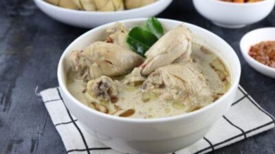 Resep Opor Ayam Menggunakan Susu