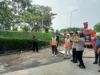 Kapolda Jabar Tinjau Lamgsung Penanganan Semburan Api Di Rest Area KM 86B