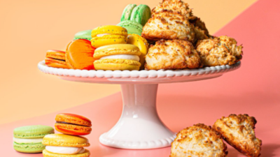 Macaron vs Macaroon via Edible Northeast Florida