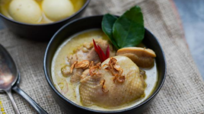 5 Opor Ayam Resep, Cocok di Sajikan Pada Saat Lebaran