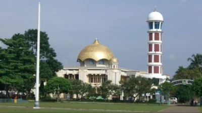 Alun - alun Majalengka Selalu Ramai Oleh Para Pengunjung dan Wisatawan