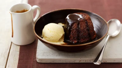 Jame's Sticky Tioffee Pudding (Image: BBC)