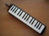 Alat Musik Pianika, Mirip Seperti Piano dan Keyboard (Image From: Wikipedia)