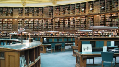 Perpustakaan British Library, Penggemar Gaya Kuno Pasti Suka (Image From: Wikipedia)