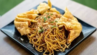 Mie Gacoan Resep Rahasia untuk Mie Instan yang Lezat