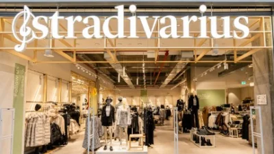 Gaya Fashion Brand Stradivarius yang Memikat Hati Para Gen Z. Sumber Foto via Galerija Belgrade