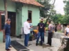 Pelaku Pembunuh Ayah Kandung Ditemukan Mengurung Diri