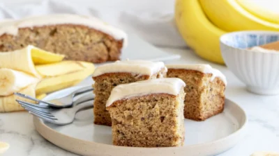 Hati-hati! Resep Kue Bolu Pisang ini Beneran Berisiko Buat Kamu Pengen Lagi dan Lagi (Image From: Goodie Goodie Lunchbox)