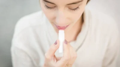 Bibir Sehat dan Alami dengan Rekomendasi Lip Balm untuk Remaja 