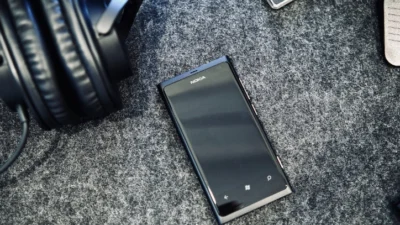 Nokia Si Tahan Banting ini Punya Cerita Menganggumkan Tentang Masa Lalunya