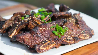 Hidangan Daging Sapi, Galbi yang Lezatnya Sampai Kebawa Mimpi (Image From: TheMeatwave)