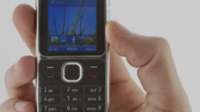 Ponsel Klasik Nokia C2-01, Dengan Kemampuan Multimedia yang Memukau