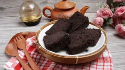 Mantap! 5 Resep Kue Bolu Ketan Hitam Panggang yang Lezat dan Sederhana