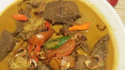 Ide Masakan Idul Adha: Resep Tongseng Sapi Khas Solo yang Lezat - Nikmati Kelezatan Masakan Tradisional Indonesia